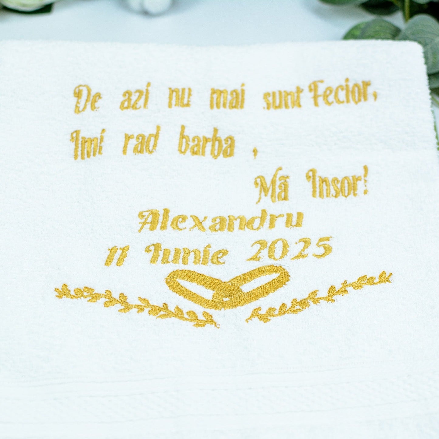 Prosop Mire brodat auriu RoHandWork