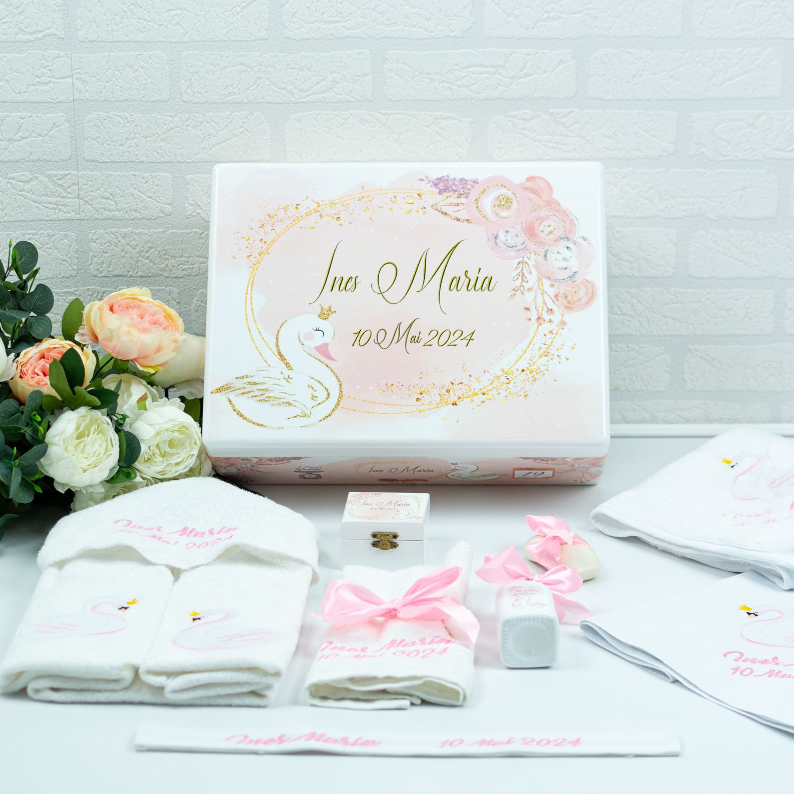 Set trusou botez Lebada Delicata - RoHandWork