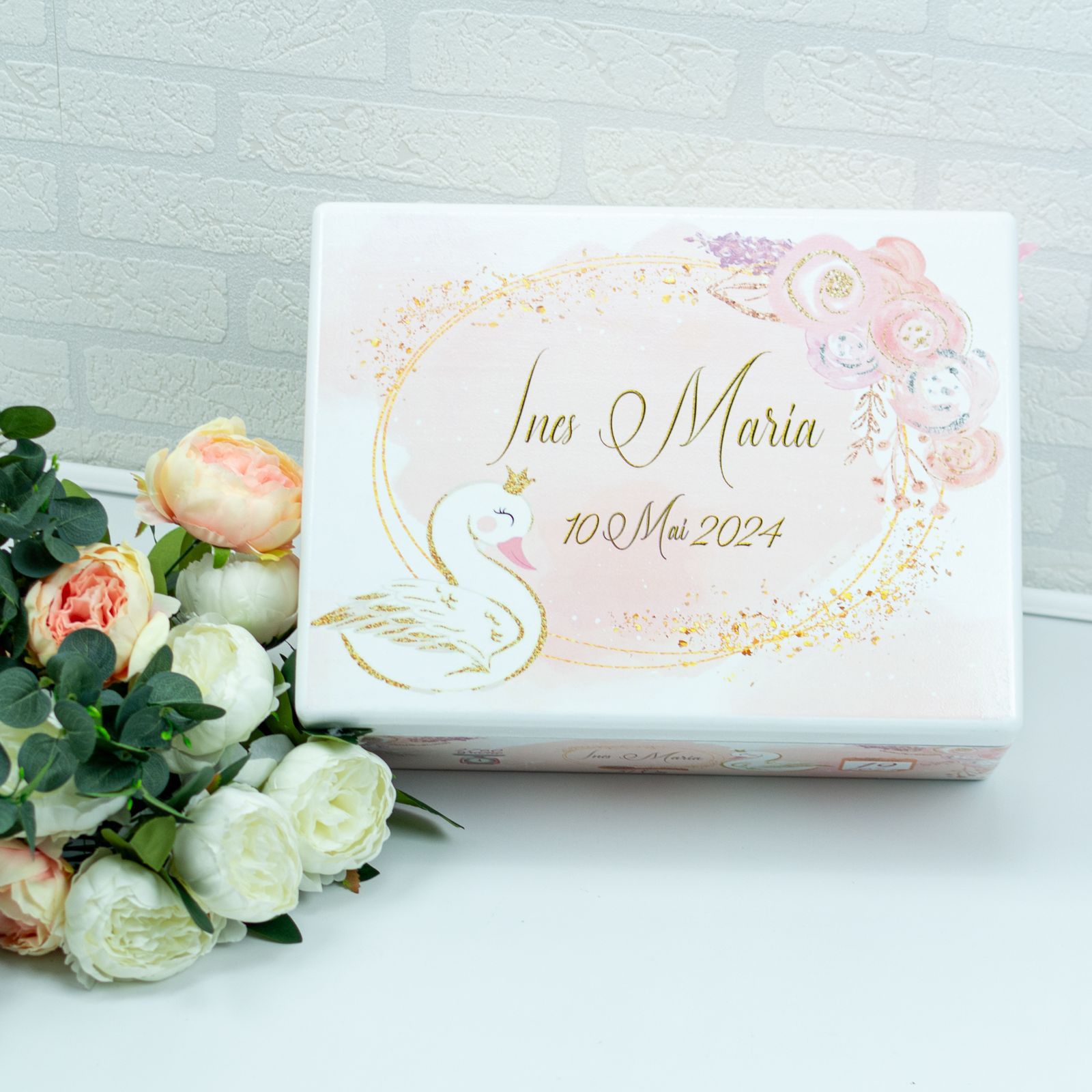 Set trusou botez Lebada Delicata - RoHandWork