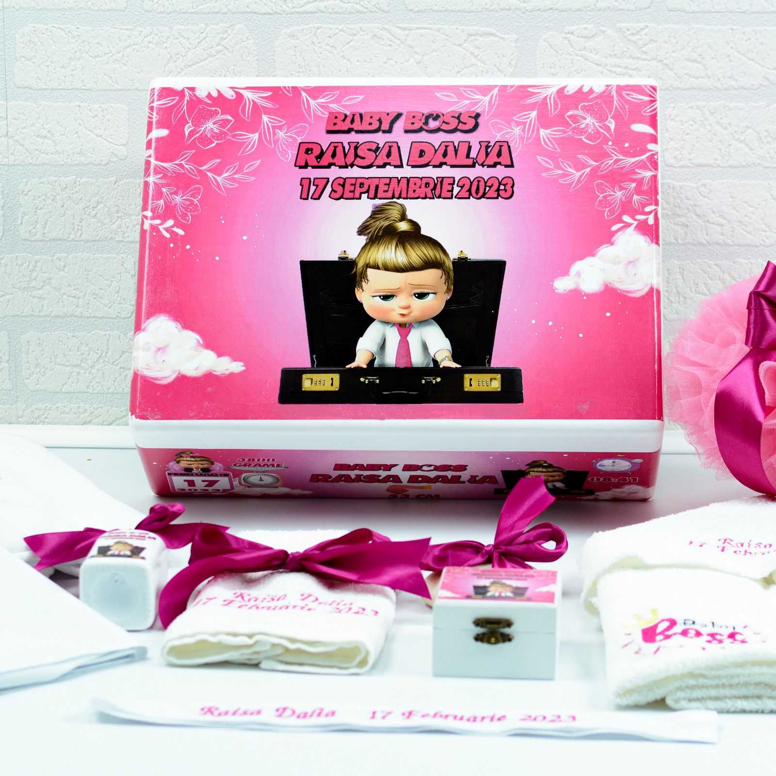 Set trusou botez Baby Boss Fetita - RoHandWork