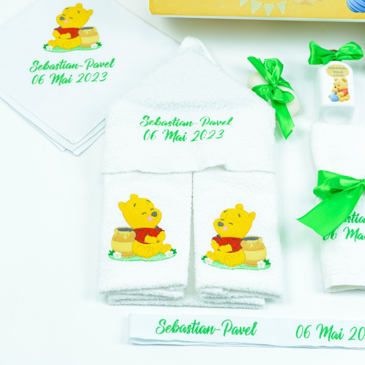 Set trusou botez Baby Winnie Pooh 1 - RoHandWork
