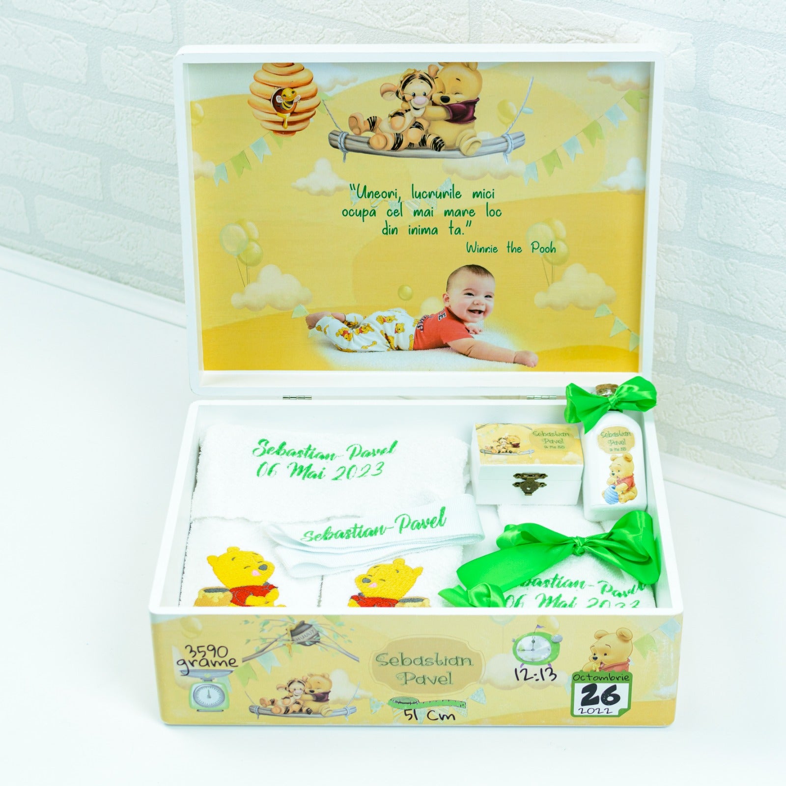 Set trusou botez Baby Winnie Pooh 1 - RoHandWork