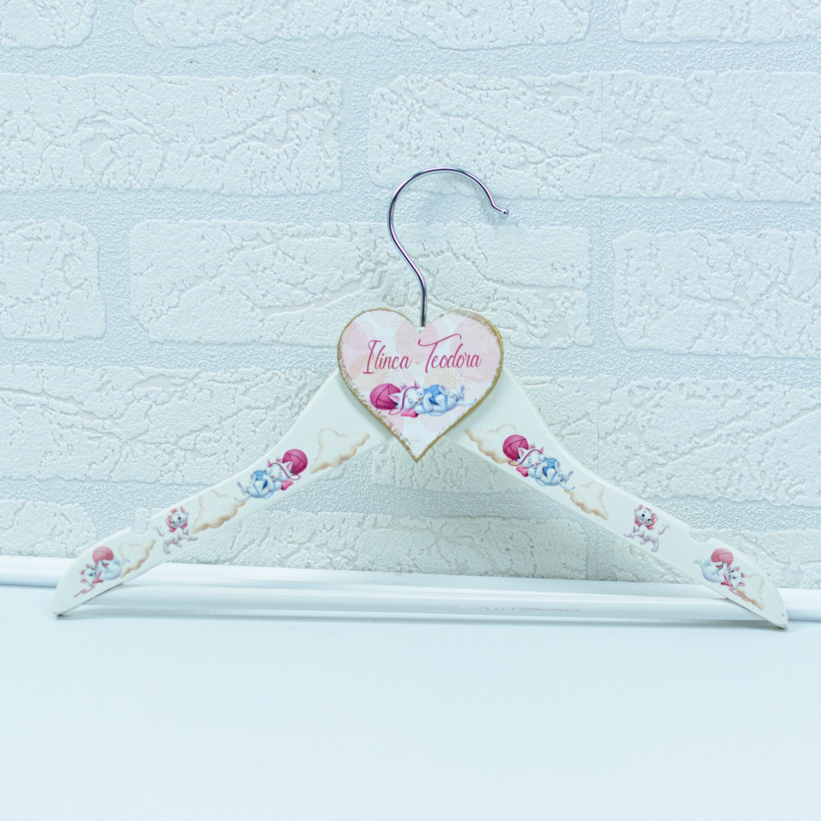 Umeras copil botez personalizat Pisicuta Marie - RoHandWork