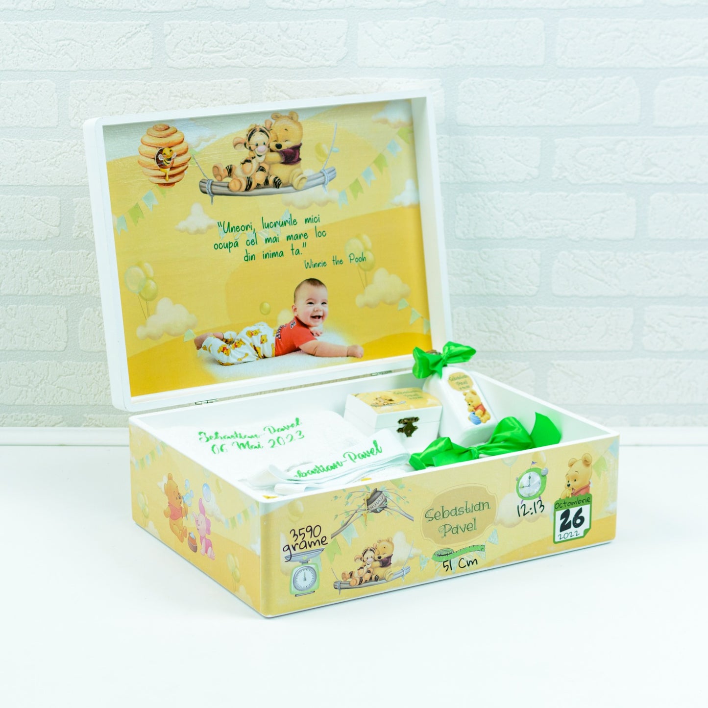 Set trusou botez Baby Winnie Pooh 1 - RoHandWork