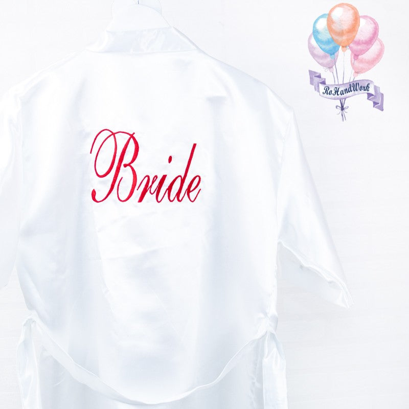 Halat din satin brodat cu Bride RoHandWork