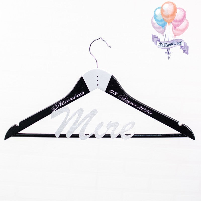 Umerase nunta pentru rochia de mireasă si costum mire 1 - RoHandWork