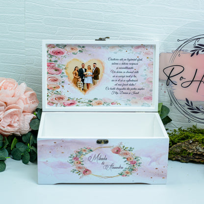 Cutie Amintiri personalizata medie pentru Nunta cu Trandafiri și perle
