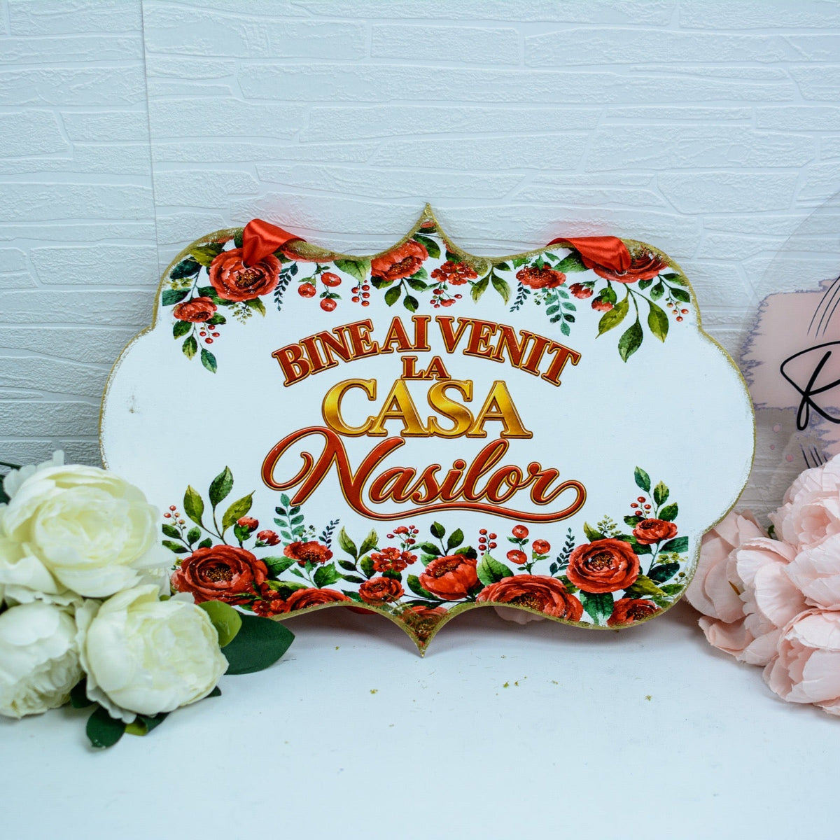 Placuta de bun venit cu flori roșii - pentru nași RoHandWork