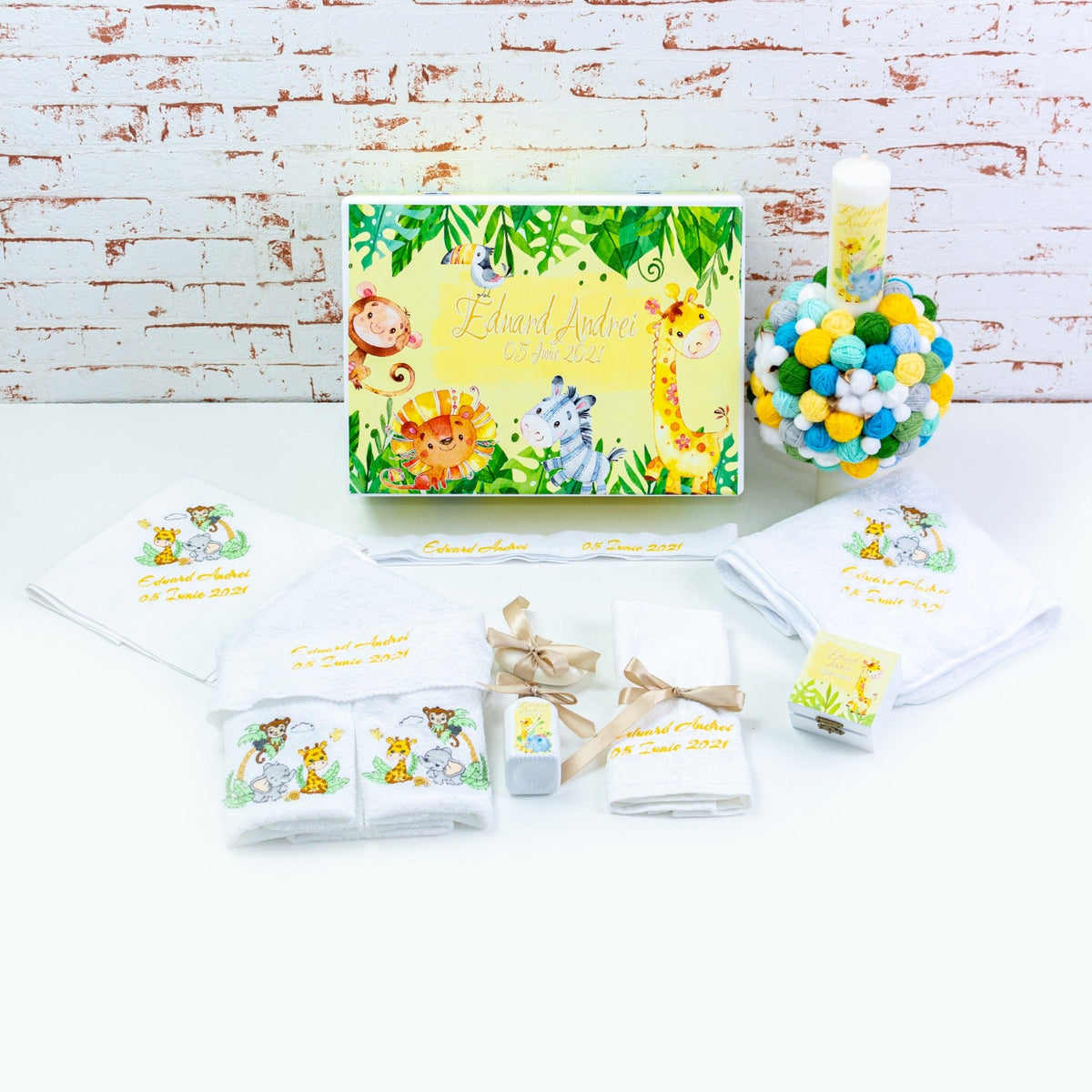 Set trusou botez Animale din jungla- Galben RoHandWork
