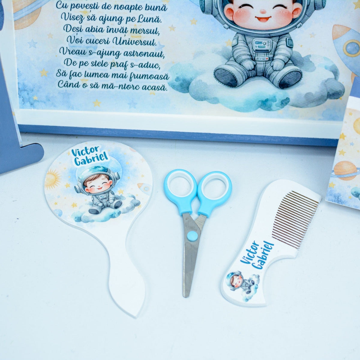 Set Moț Personalizat Astronaut  – Tavă pentru Tăierea Moțului Băiețel RoHandWork