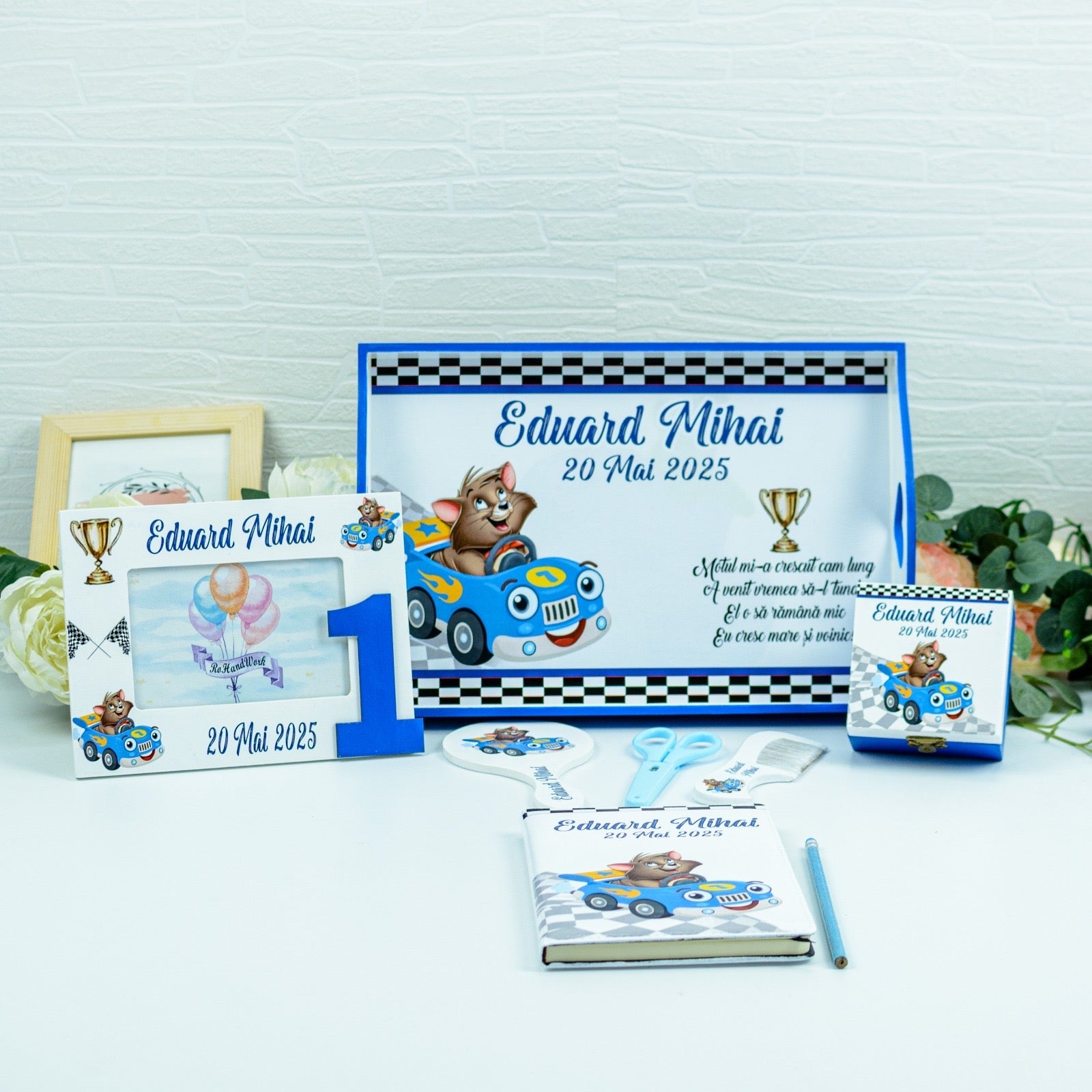 Set mot Pisoi in masina  - set tava taiere mot personalizat RoHandWork