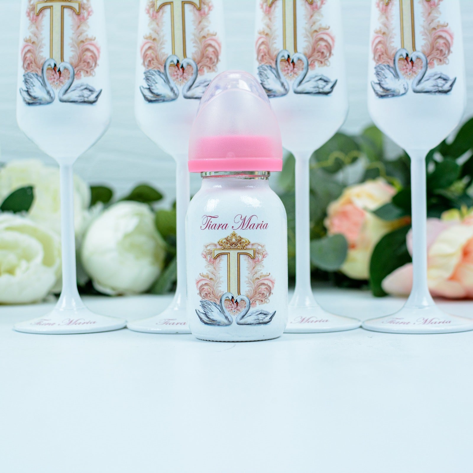 Pahare personalizate botez Lebede RoHandWork