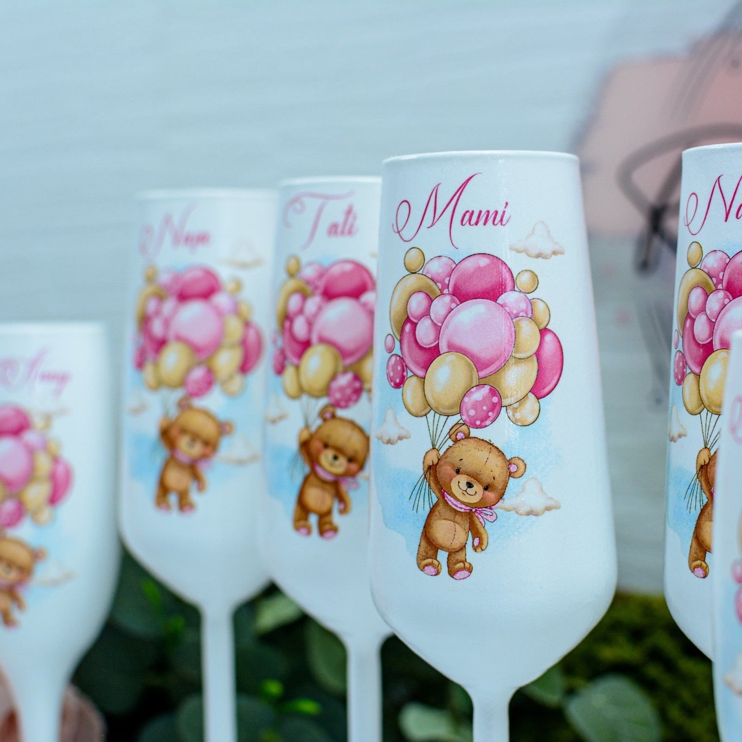 Pahare Personalizate pentru Botez Ursuleț cu baloane roz RoHandWork