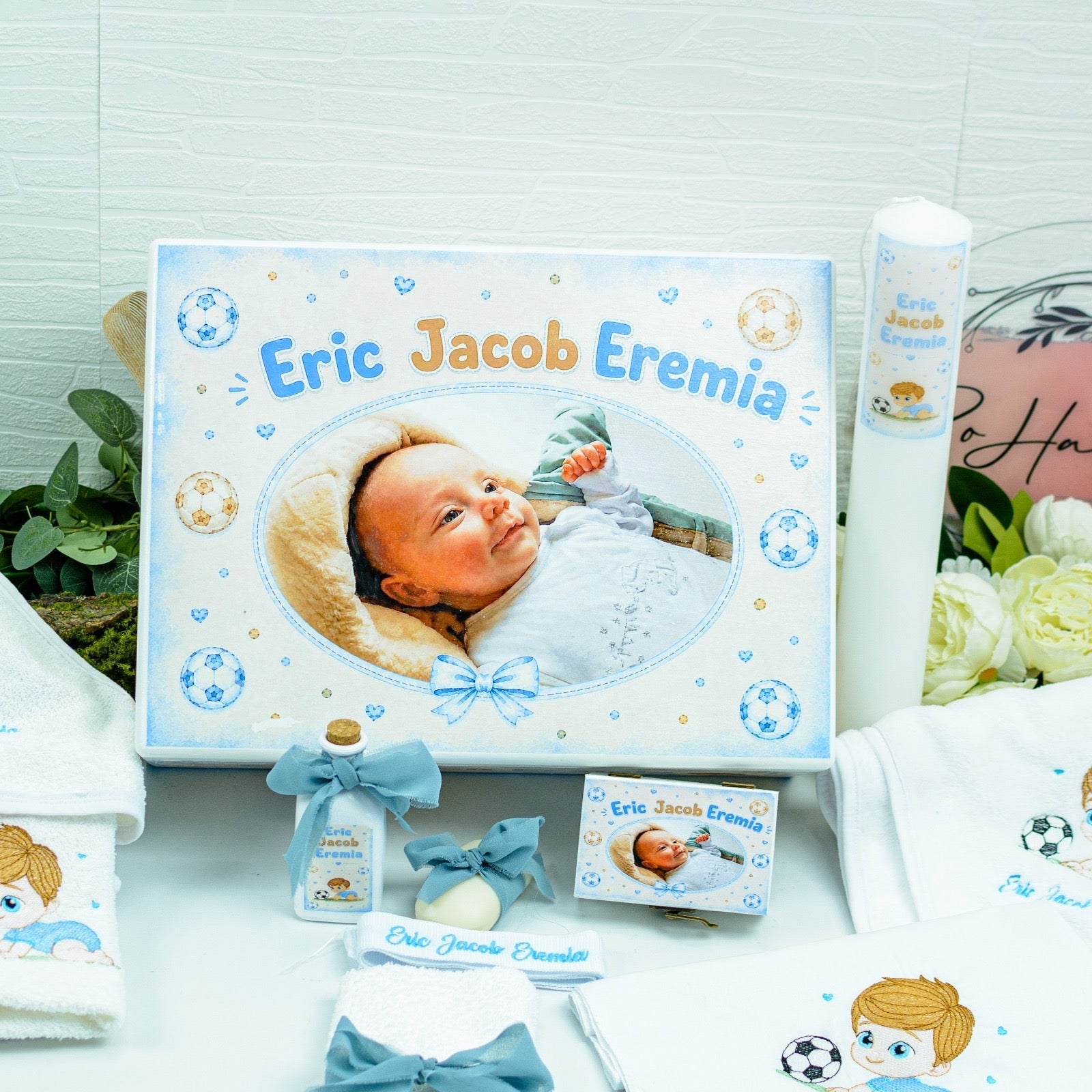 Trusou personalizat pentru botez -bebe Fotbalist RoHandWork