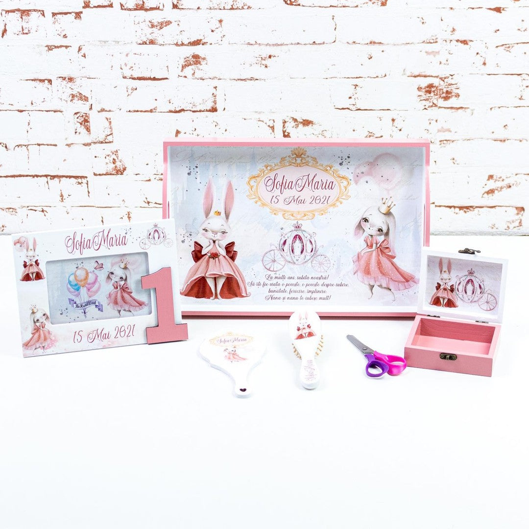 Set tavita turta Prințese iepuraș  -set tava pentru taiere mot RoHandWork
