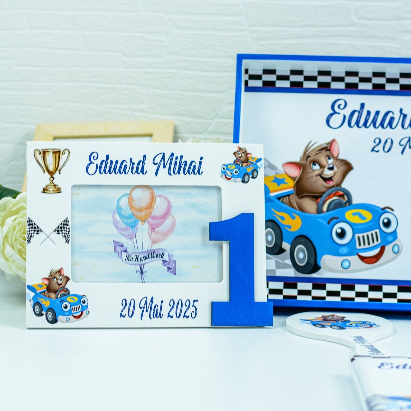 Set mot Pisoi in masina  - set tava taiere mot personalizat RoHandWork