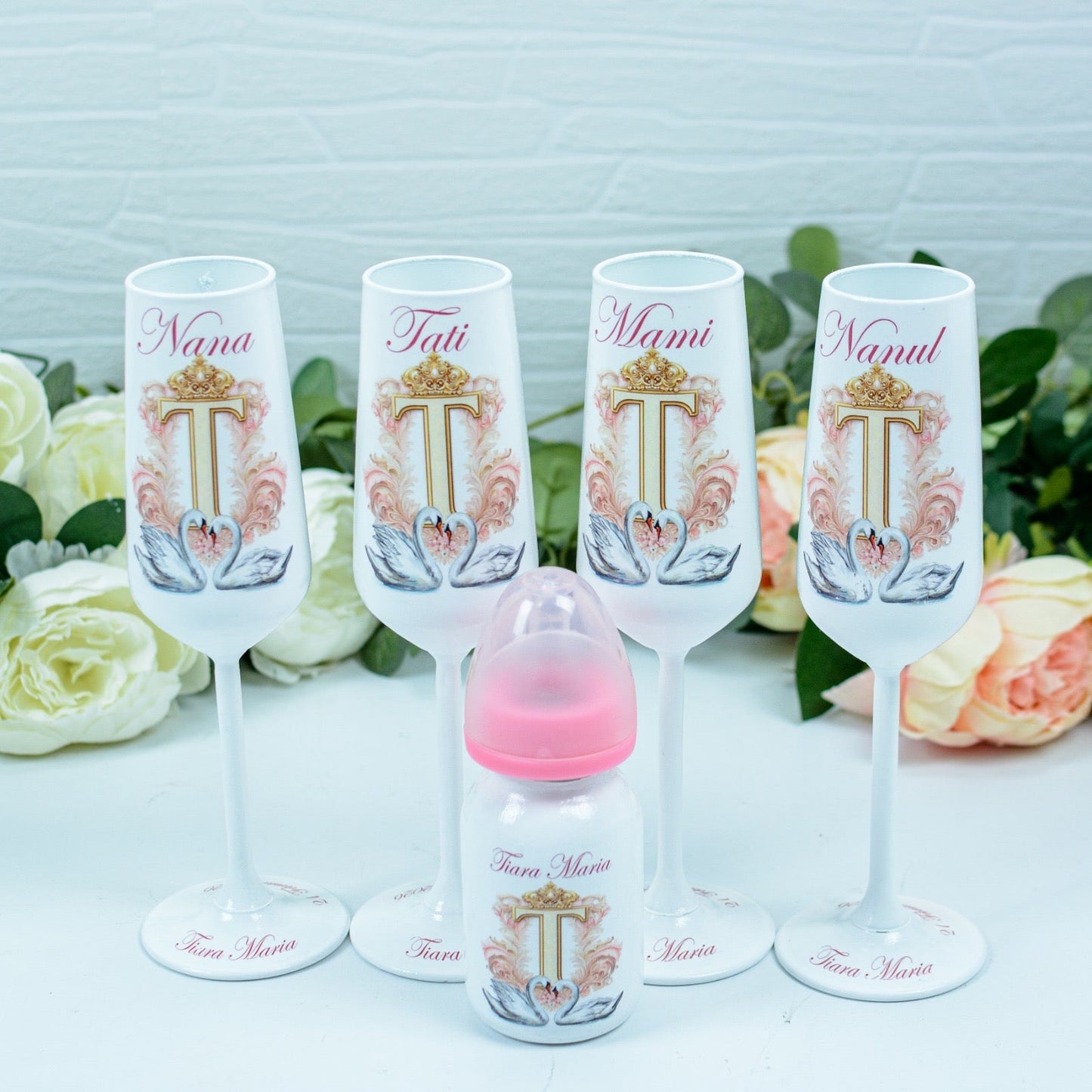 Pahare personalizate botez Lebede RoHandWork