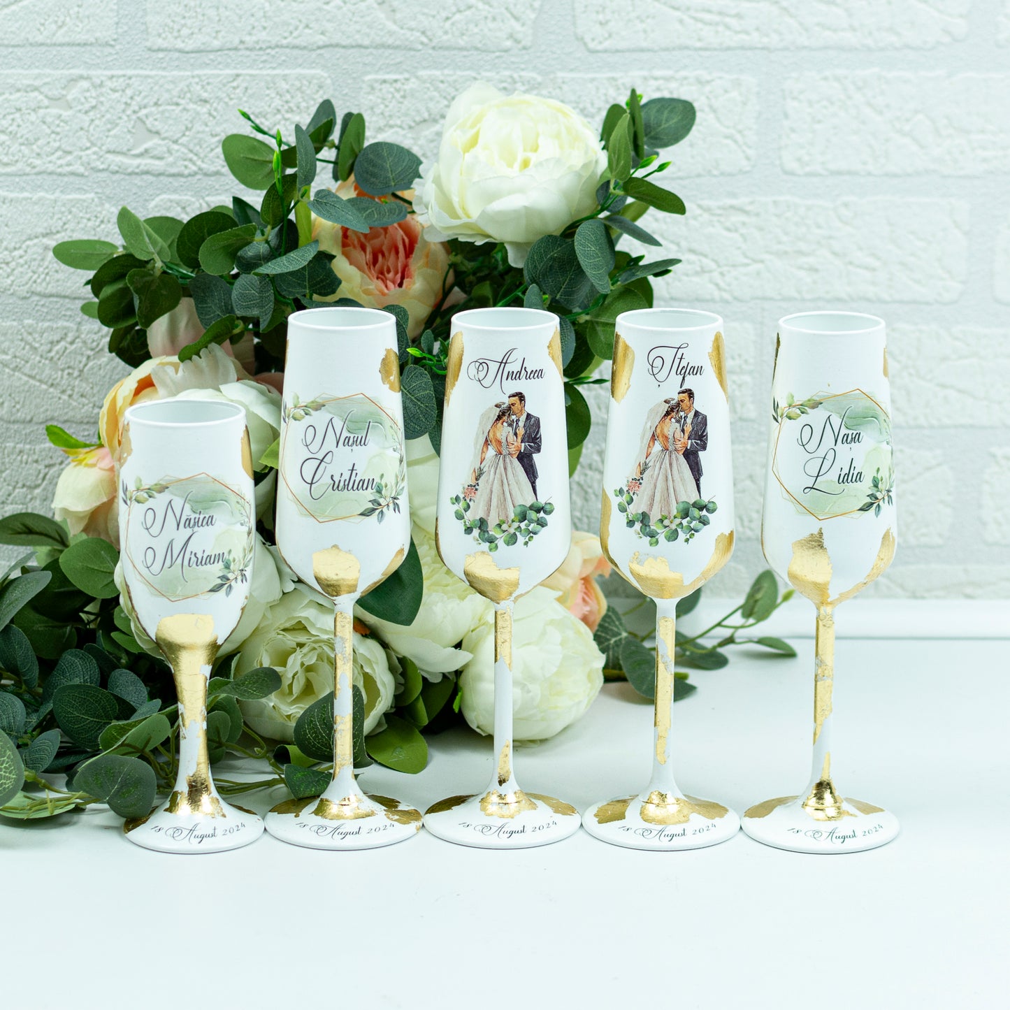 Set of glasses with Green Gold Leaf