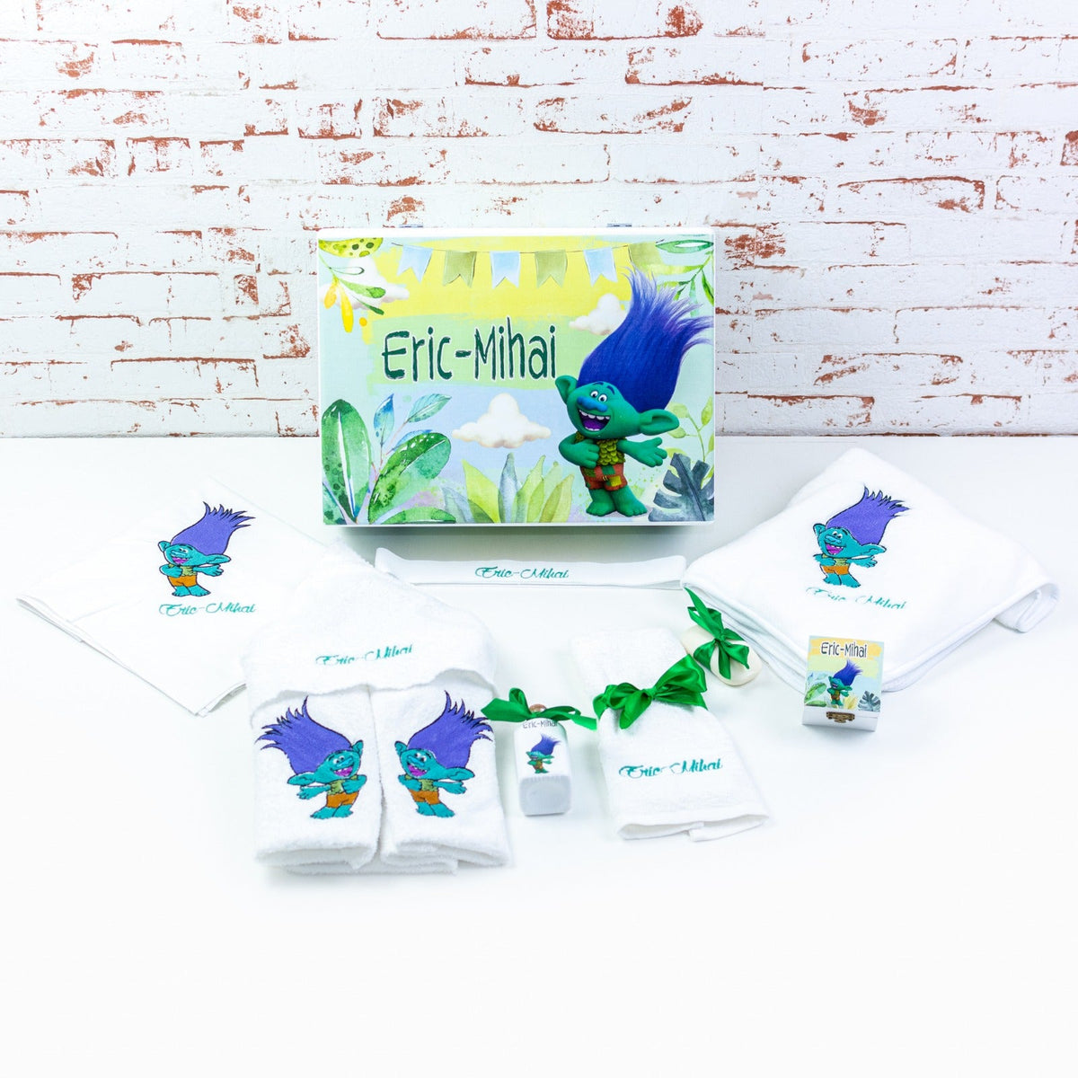 Set trusou botez Trolls RoHandWork