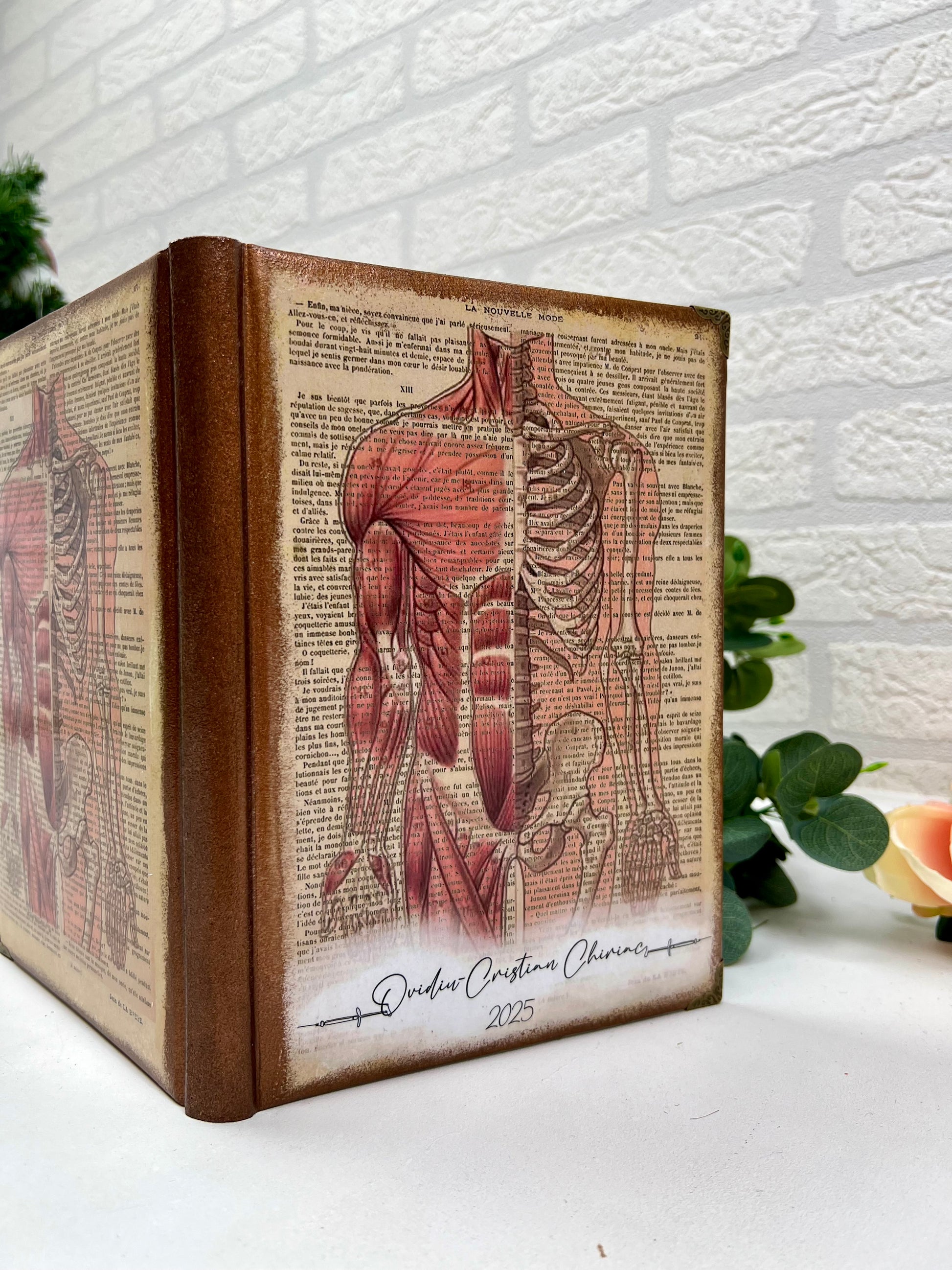 Agenda Personalizată Handmade Stil Vintage pentru Doctori RoHandWork