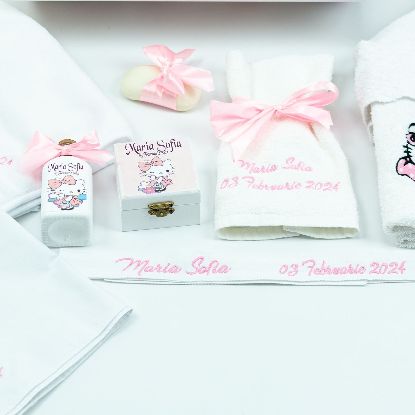 Set trusou botez Hello Kitty 1 RoHandWork