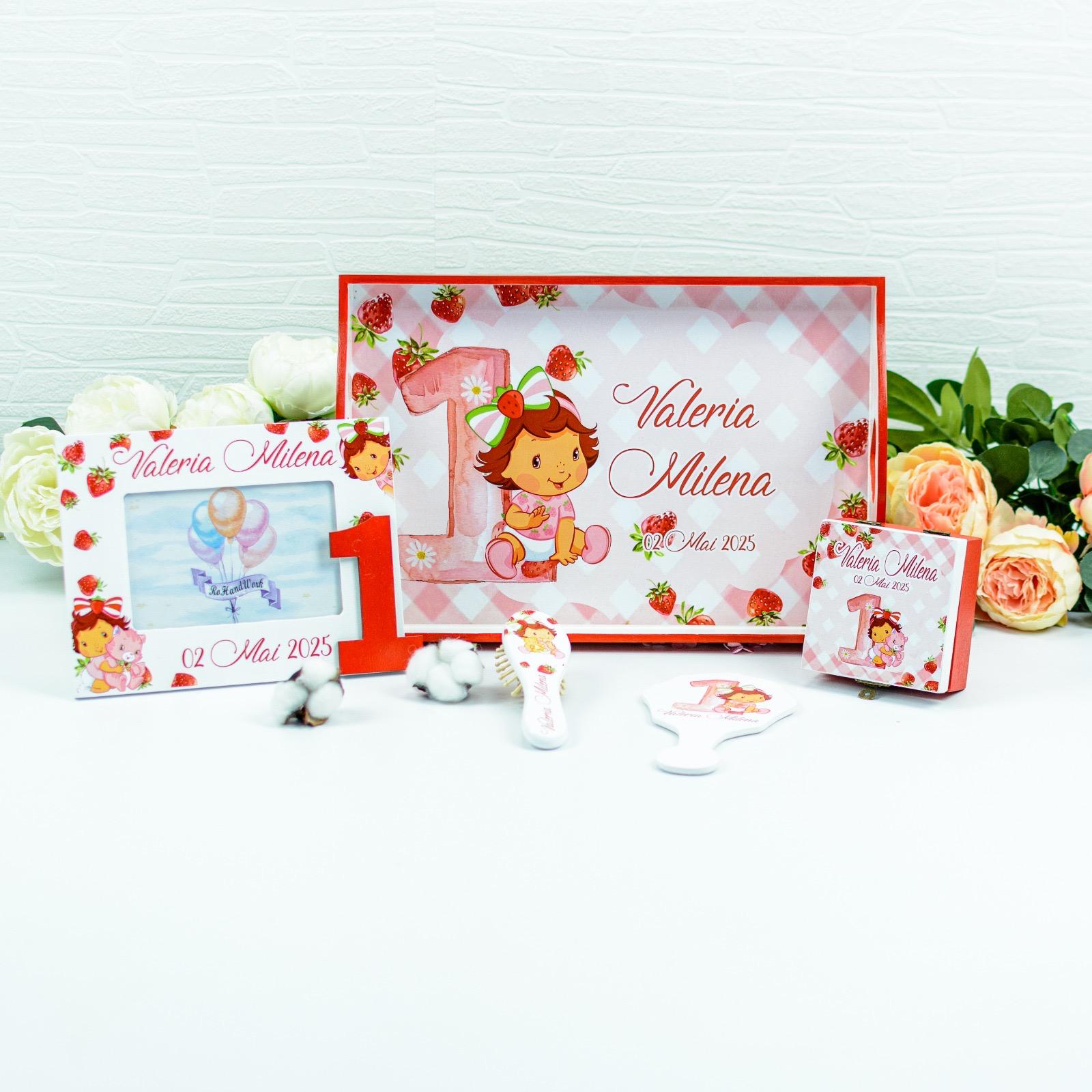 Set tavita turta Căpșunică -set tava pentru taiere mot RoHandWork