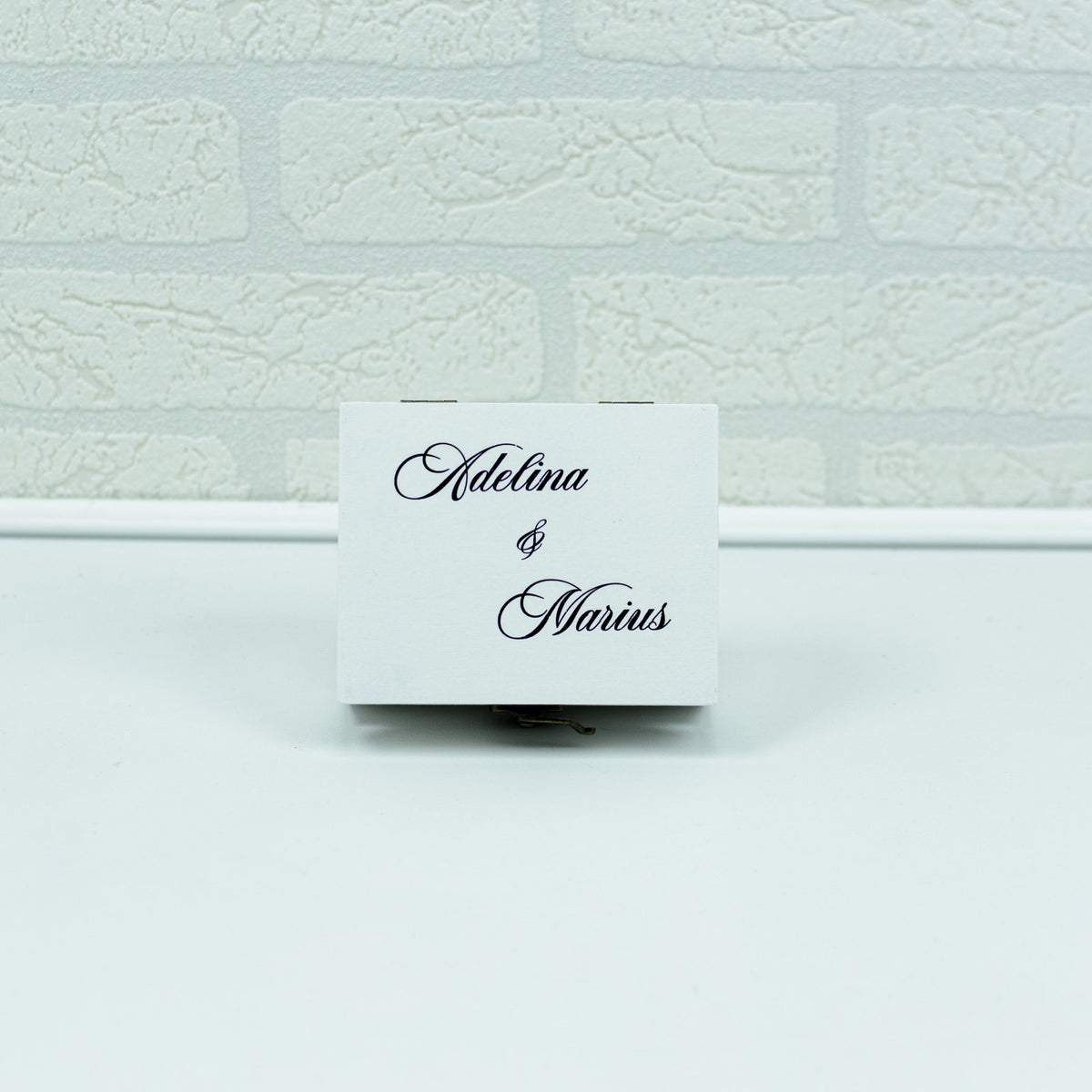 Cutie verighete clasica alba RoHandWork